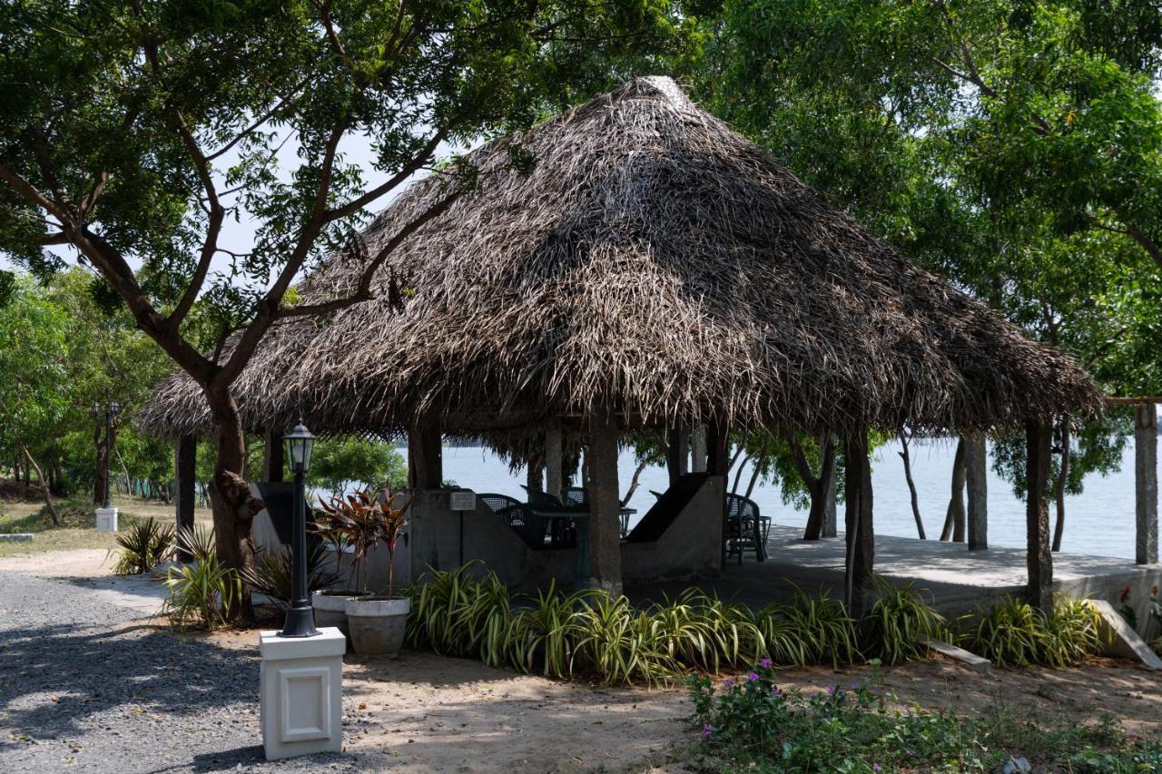 The Alampara Resort - Luxury Boutique Glamping & Water Sports Cheyūr Eksteriør bilde
